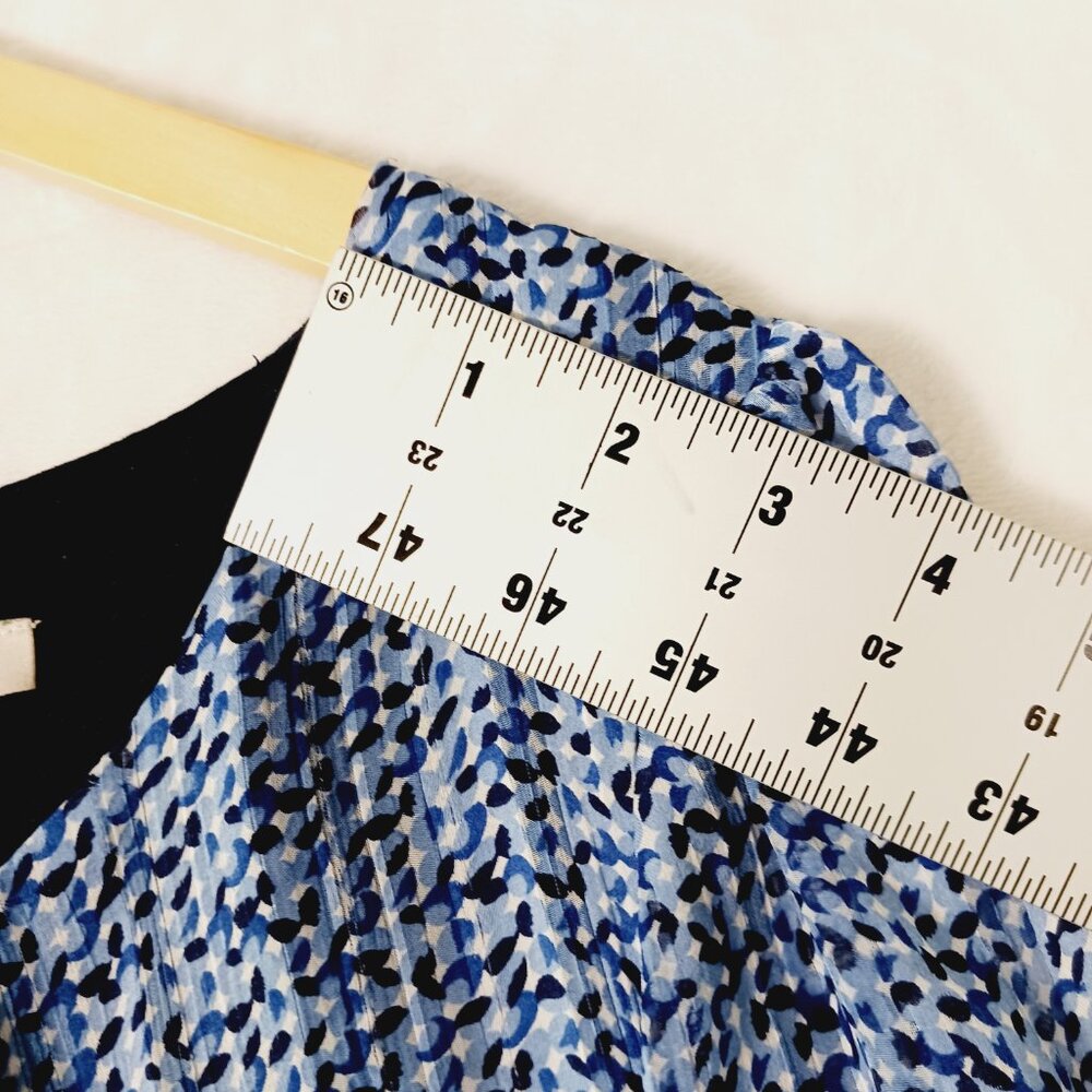 Roz & Ali 1X Top, 3/4 Sleeve, Blue, White & Black Abstract Print, Stretch Waist - Picture 12 of 16
